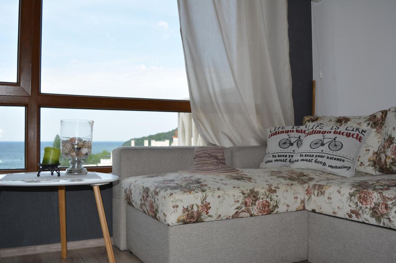 East From Paradise Apartment Varna Ngoại thất bức ảnh